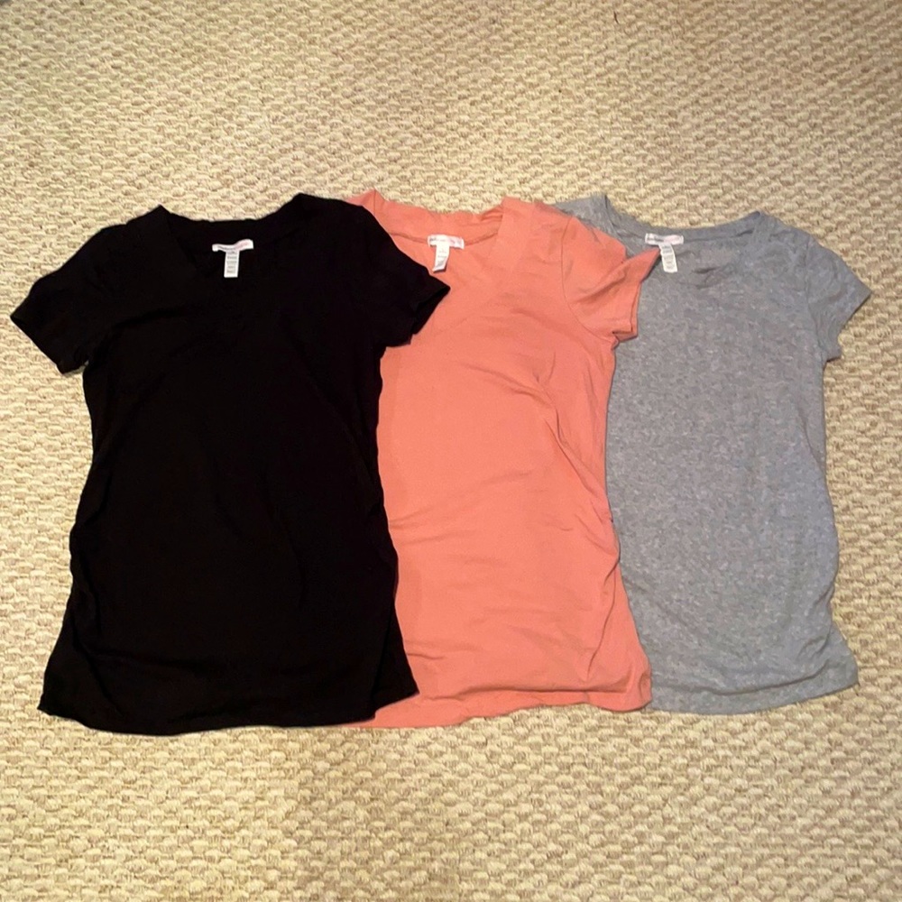 Maternity T-shirts lot